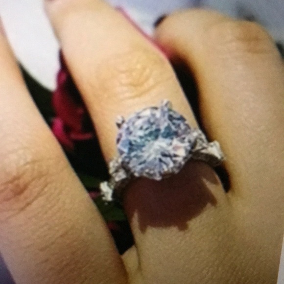 Vintage design. Gorgeous 925 sterling ring 🎁 - Picture 4 of 5